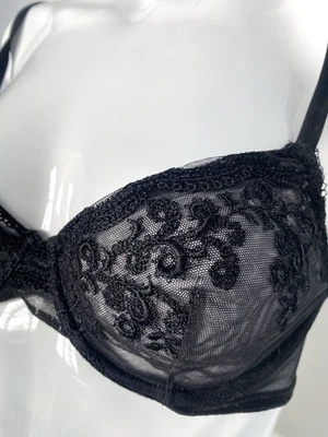 Sutiã lingerie La Perla preto 32D malha de renda - Imagem 1 de 4