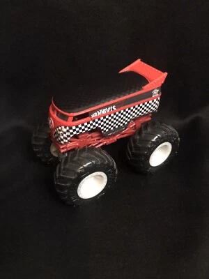 Monster Truck VW Drag Bus Hot Wheels Foto 1 de 4