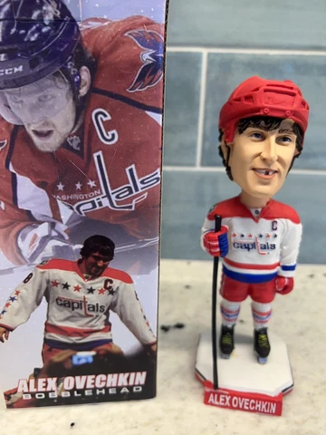Washington Capitals Alex Ovechkin Rare 2011 Winter Classic Bobblehead Cover