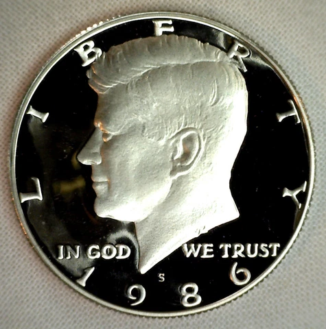 1986 S Kennedy Half Dollar CN Clad 50c Proof Coin JFK 50 Cents Cover