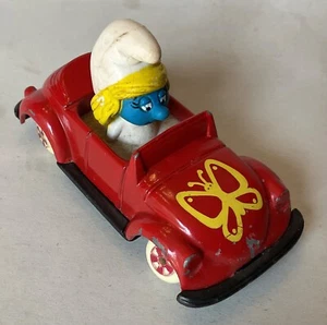 Vintage 1982 ERTL Smurfette Smurfs In Red Car Diecast Metal Sports Car - Picture 1 of 5