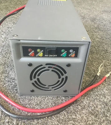 NUEVO INVERSOR TRACE Engineering serie TS TS424E 230 VAC 50HZ Euro Appliances Foto 1 de 4