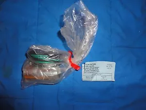 NEW IN BOX VERSA ESM2201-60-D024 TWO-WAY SOLENOID VALVE 0-125 PSIG 7.7 WATT USA - Picture 1 of 3