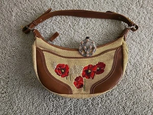 Valentino Garavani Shoulder Bag  Beige .  - Picture 1 of 13