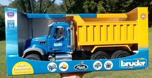 New in Box 20" BRUDER 1/16 Scale  MACK TRUCK Dump Truck Toy New Made in Germany - Picture 1 of 15