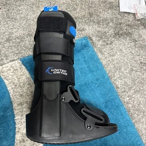 United Ortho - USA14101 Air Cam Walker Fracture Boot, Extra Small, Schwarz Neu - Bild 1 von 3