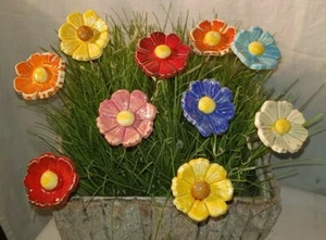 Keramik Blumen,10 Stück, Blüten Stecker, Muttertag Geschenk , Handgemacht - Bild 1 von 3