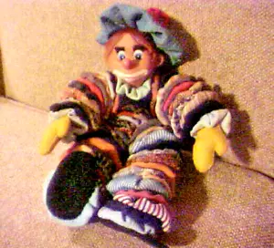 Vintage Handcrafted Fabric Yo-Yo Clown - Picture 1 of 1