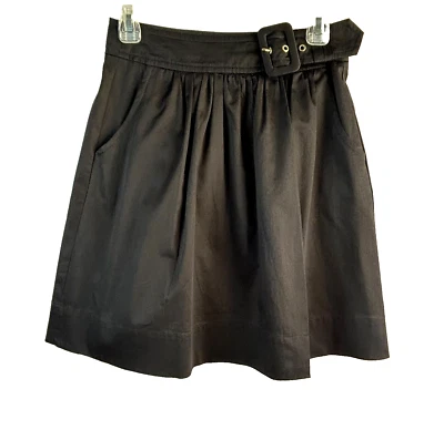 Falda para mujer Trina Turk negra plisada rap alrededor de la hebilla cintura talla 2 Foto 1 de 4
