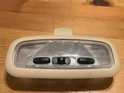 FORD FOCUS OVERHEAD DOME MAP LIGHT  2000 2007 TAN - Image 1 of 4