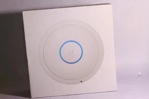 Ubiquiti NanoHD White Covers 3-Pack Sealed - Picture 1 of 4