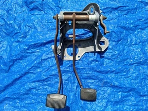 Pedal embrague Ford F-150 2003 - Imagen 1 de 24