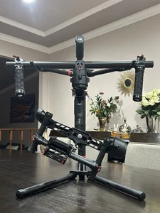 DJI Ronin 1 3-Axis Gimbal Stabilizer with Rolling Case – READ DESCRIPTION! - Picture 1 of 5