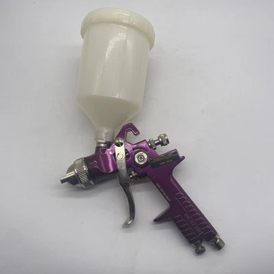 Central Pneumatic 47016 Air Gravity Feed Spray Gun - Image 1 of 4