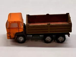 Wiking Staked Side Flatbed Truck Orange Cab Weathered N-Scale Fast Shipping - Picture 1 of 6