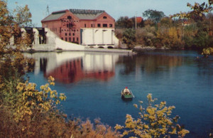 Fishing on Muskegon River by Croton Dam Newaygo MI Chrome Vintage Post Card