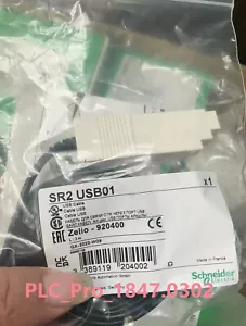 SR2USB01 1 PIEZA NUEVO Schneider SR2USB01 PLC Zelio USB Cable Programable Envío Rápido - Imagen 1 de 4