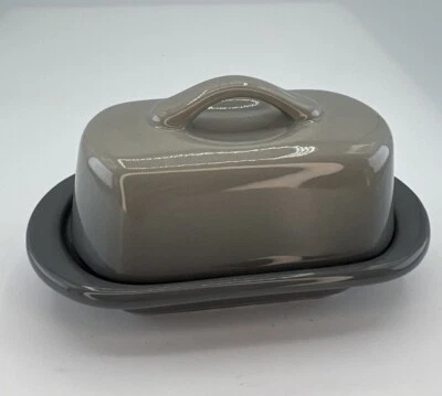 Mini plato de mantequilla Chantal 5" gris desvanecido Foto 1 de 4