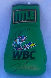 JULIO CESAR CHAVEZ SIGNED AUTO'D WBC TITLE BOXING GLOVE BAS COA WBO CHAMPION B - Picture 1 of 3