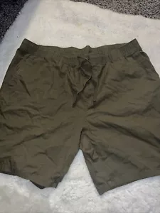 H&M Men's Loose Fit Cargo Bermuda Shorts Olive Green Size XL - Picture 1 of 3