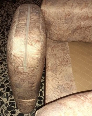 Poltrone da salotto in tessuto con inserti in legno e cuscino sfoderabile - Immagine 1 di 4