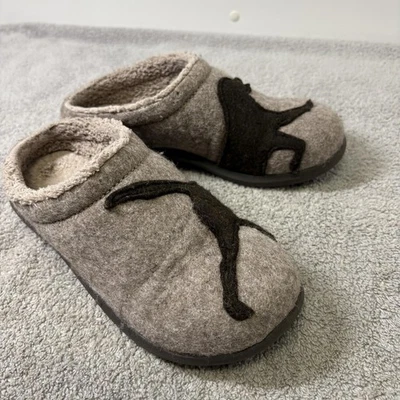 Zapatillas LL Bean para mujer talla 6 gris al amanecer rasguños fieltro perro apliques zueco Foto 1 de 4