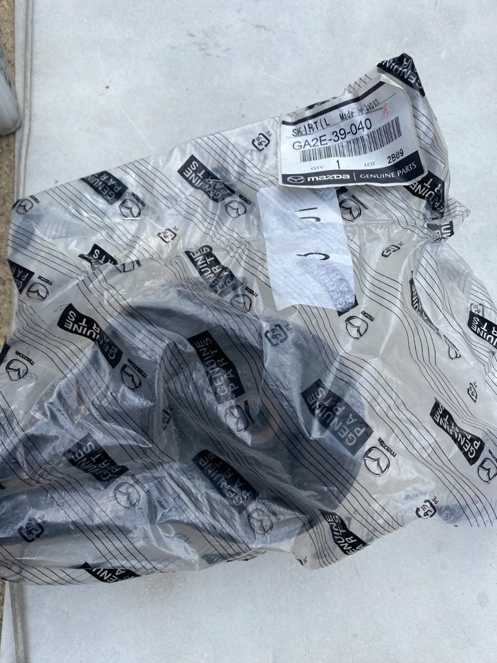 Montaje de motor trasero genuino Mazda para Mazda 626 MX-6 Ford Probe GA2E-39-040 Foto 1 de 1