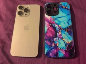 iPhone 15 Pro Max In Great Condition! Comes with one case - Photo 1 sur 5