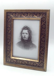Frame Carved Wood Black & Gold 8" x 10" for 5" x 7" Photo - Picture 1 of 10