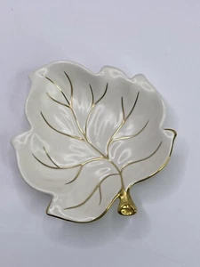 Vintage Carlton Ware Cream Gold Leaf Pin Trinket Bon Bon Dish Bowl - Picture 1 of 6