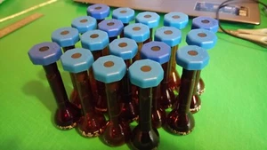 2 x 10 ml Fisherbrand Bernstein Borosilikatglas Klasse A Kolben mit Stopfen - Bild 1 von 7