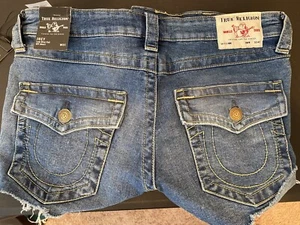 True Religion Joey Cut Off Low Rise Denim Blue Jean Shorts Women’s Size 31 - Picture 1 of 3