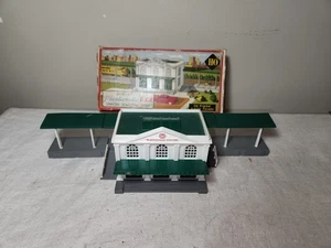 Vintage Plasticville HO Miniature Union Station 2900 with Box - Picture 1 of 17