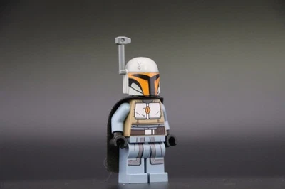 LEGO® Mandalorian Tribe Warrior Minifig sw1077 Star Wars Female Cape 75267 - Image 1 of 4