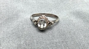 Sterling Silver 925 Ring FAS White Oval Gem Stone 2.5gr size 8 Fine Jewelry - Picture 1 of 6
