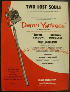 1955 Damn Yankees Two Lost Souls Ray Walston gorra de béisbol sombrero en tridente del diablo - Imagen 1 de 5