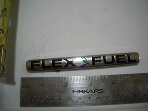 FORD FLEX COMBUSTIBLE VERDE AZUL EMBLEMA SÍMBOLO LOGOTIPO CROMO INSIGNIA OEM USADO - Imagen 1 de 1