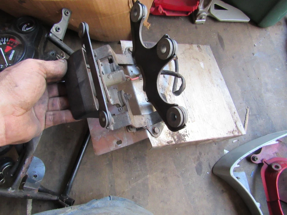 1995 kawasaki zx-6 zx600 e ninja aftermarket undertail fender - Image 1 of 1