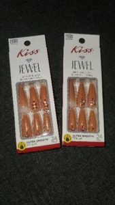 KISS Juwelennägel kleben auf glänzend braun mit Goldlinie & Juwelen extra lang - Bild 1 von 5