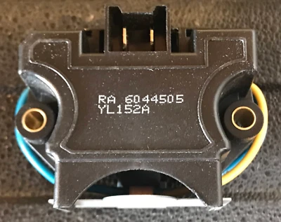 Regulador de voltaje Regitar - VRYL-152A - para Renault Alliance, LeCar y más Foto 1 de 4
