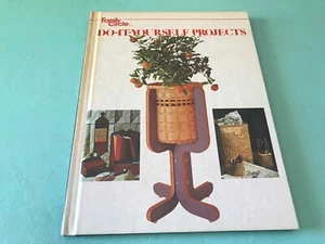 Family Circle Do-It-Yourself Projects book - Bild 1 von 12
