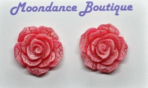 3/4" Red Rose Resin Crackle Flower Pierced Post Earrings Bridesmaid  - Picture 1 of 1