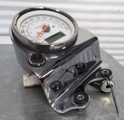 05 Victory Kingpin complete gauge assembly speedometer mph bracket cover 19xxxmi - Image 1 of 4