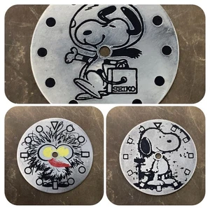SNOOPY ( price for 3 dials )  Ø 28,5 mm / 0,4 mm  - stainless steel - Picture 1 of 4