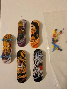 5 -Tech Deck Finesse Skateboard Series 13 Fingerboard Loose/parts/trucks - Picture 1 of 7