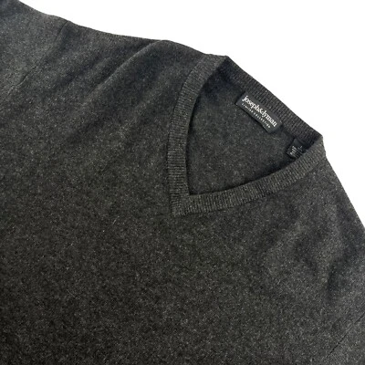 Suéter Joseph & Lyman Para Hombre Cachemira Cuello en V Gris Carbón • Grande Foto 1 de 4
