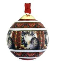 VERY RARE HALCYON DAYS AGNEATHA CAT CHRISTMAS BAUBLE BRAND NEW IN BOX NEVER USED - Picture 1 of 2