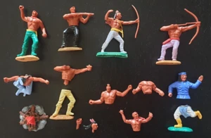 Lot of Vintage Timpo Toys Willd West Indians - Foto 1 di 10