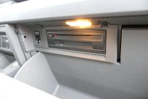 Passt Crafter Passat Navi Navirechner Steuereinheit 3Q0035842c Bedienteil Rechne - Bild 1 von 2