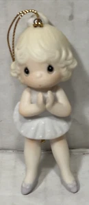 Precious Moments 102423 Signore, tienimi sulle dita dei piedi ballerina ornamento con scatola - Foto 1 di 7